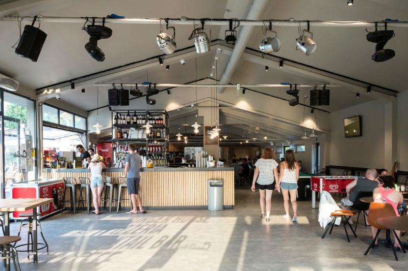 Hu Venezia Camping In Town