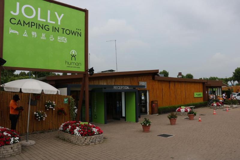 Hu Venezia Camping In Town