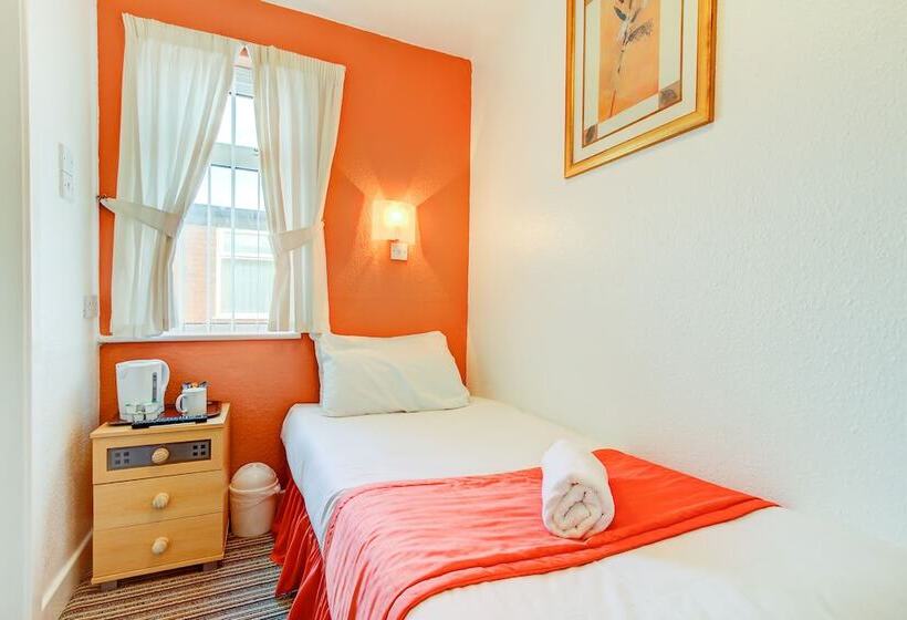 The Sandringham Court Hotel & Apartment With High Speed Wi Fi