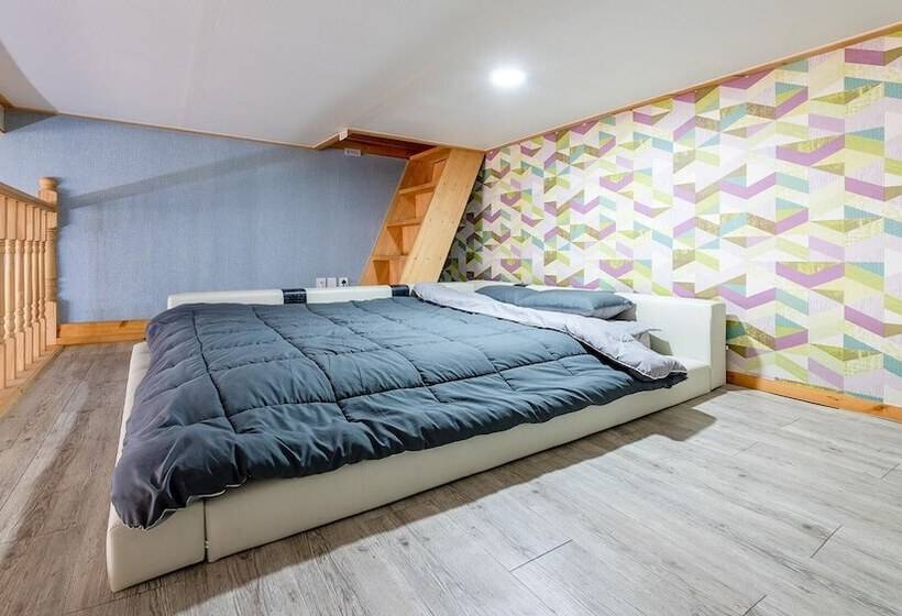 Gyeongju Gampo Four Seasons Pension