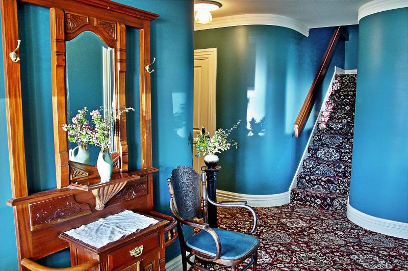 簡易ホテル Theatre Royal