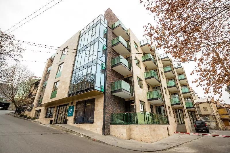 هتل Brosse Garden