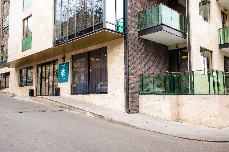 هتل Brosse Garden