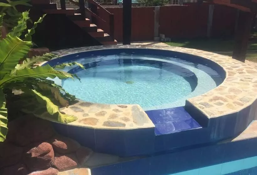 Hotelli Hana Natsu Resorts Beach &