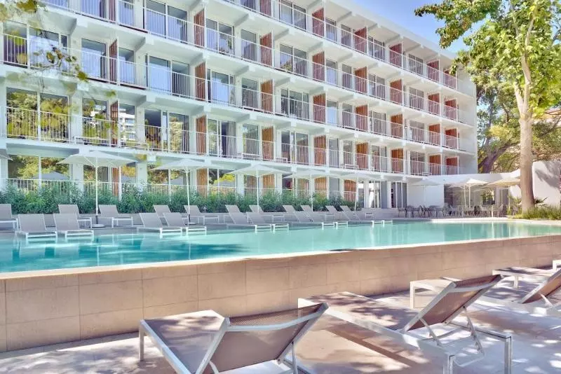 ホテル Ibis Styles Golden Sands Roomer