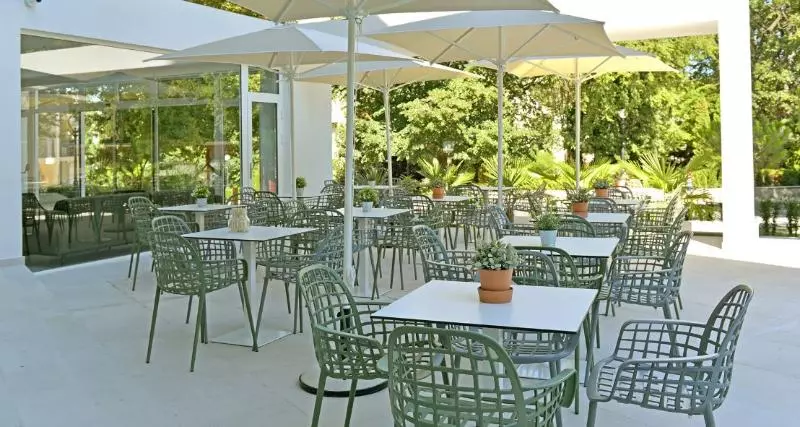 ホテル Ibis Styles Golden Sands Roomer