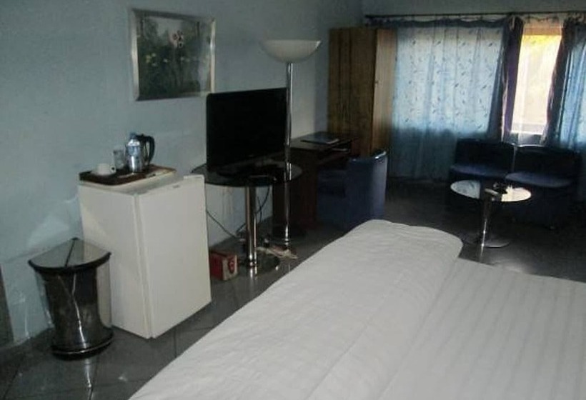 هتل Lamonde Guest House