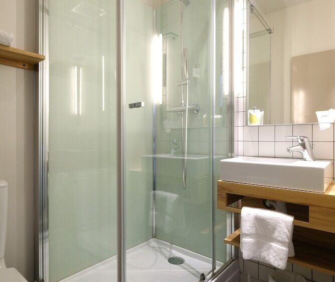 בית מלון כפרי Hôtel Et Apparts Marin