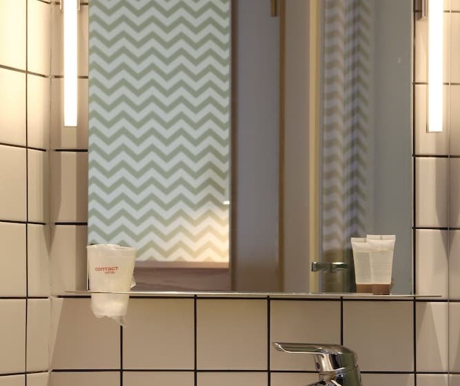 בית מלון כפרי Hôtel Et Apparts Marin