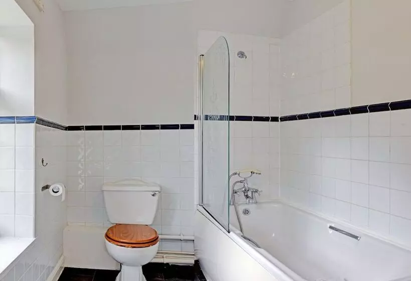 ホテル Oyo Lodge  Birmingham Airport & Nec