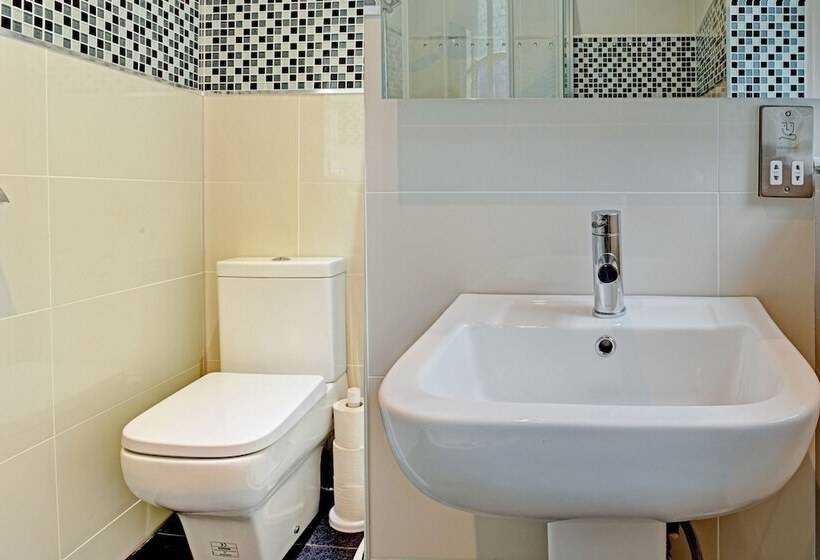 Hotell Oyo Lodge  Birmingham Airport & Nec