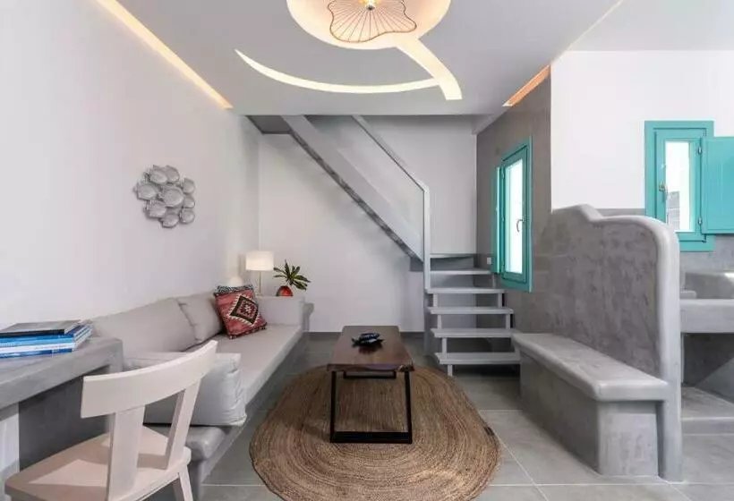 ホテル Santa Irina Luxury Sunny Lofts