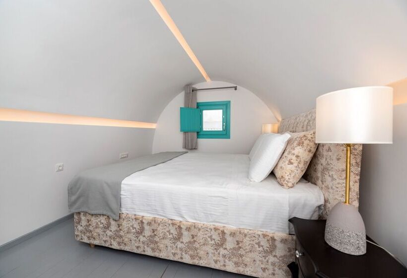 Отель Santa Irina Luxury Sunny Lofts