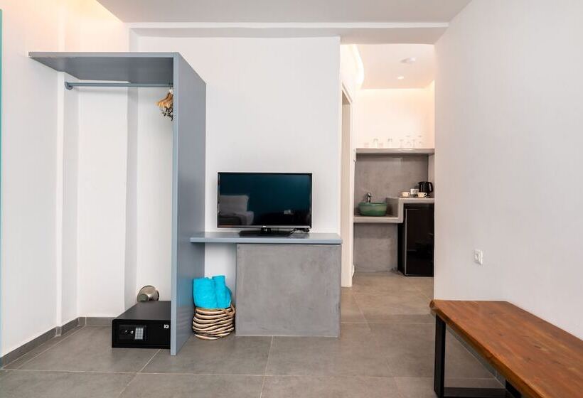 Отель Santa Irina Luxury Sunny Lofts