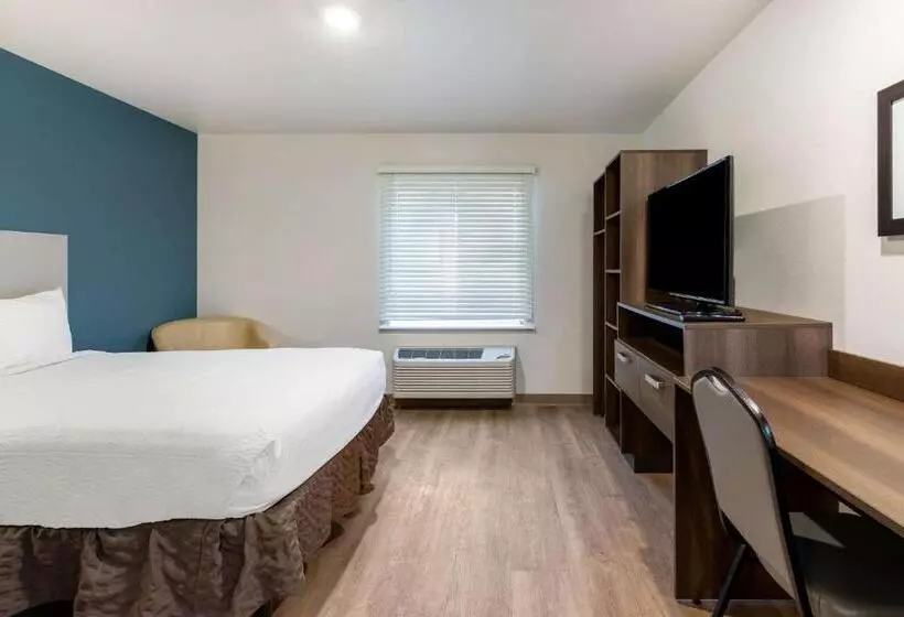 Hotelli Woodspring Suites Gurnee  Chicago