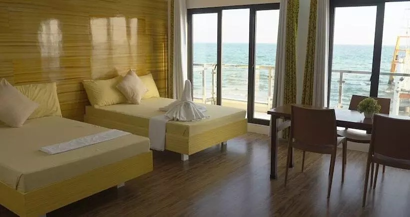 Morongstar Hotel And Resort
