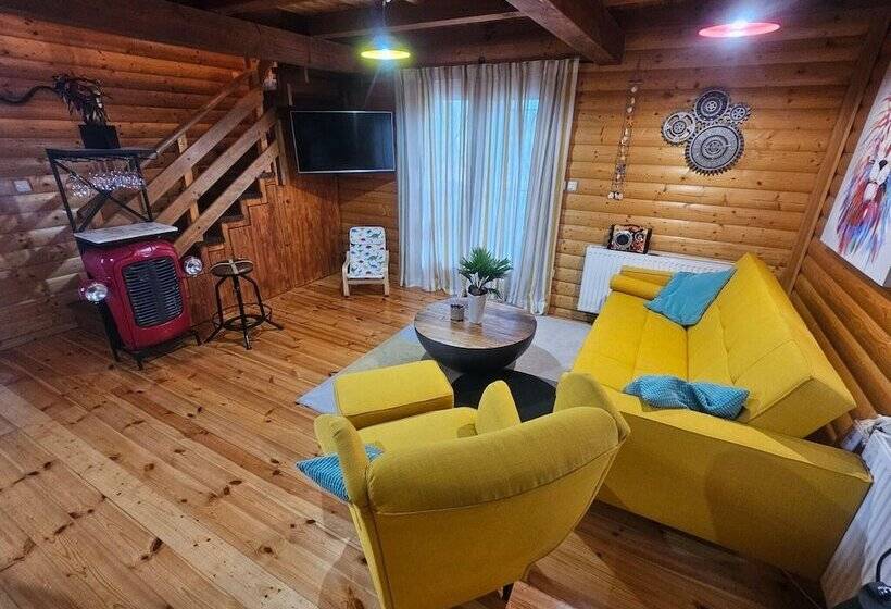 Secluded Cottage In Sveti Petar Mrežnički With Swimming Pool