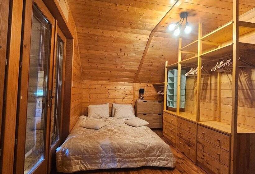 Secluded Cottage In Sveti Petar Mrežnički With Swimming Pool