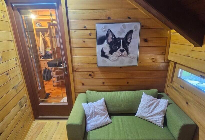 Secluded Cottage In Sveti Petar Mrežnički With Swimming Pool