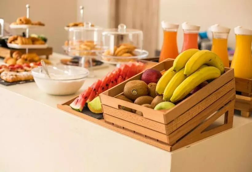 Atma Beach Rooms & Suites