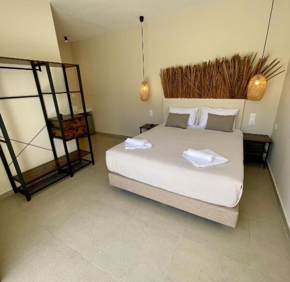 Atma Beach Rooms & Suites