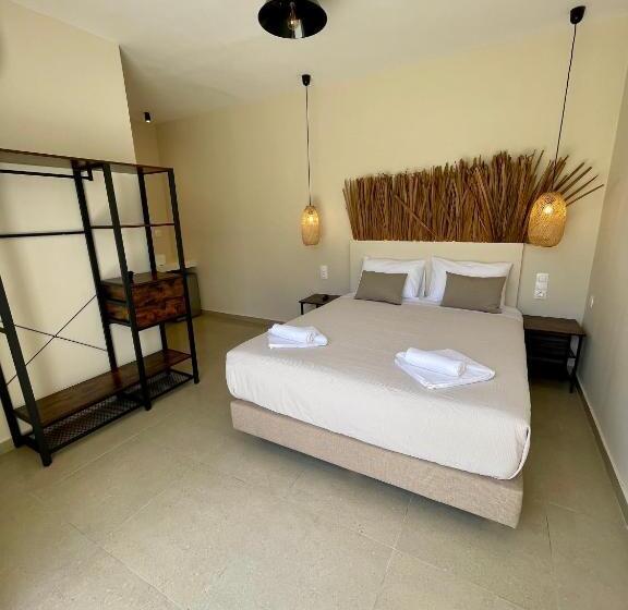 Atma Beach Rooms & Suites
