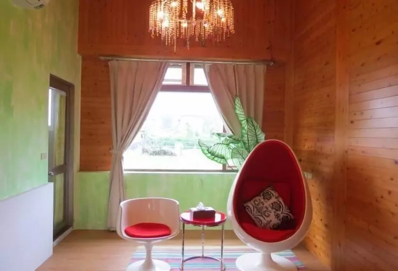 Deerstar Homestay B&b
