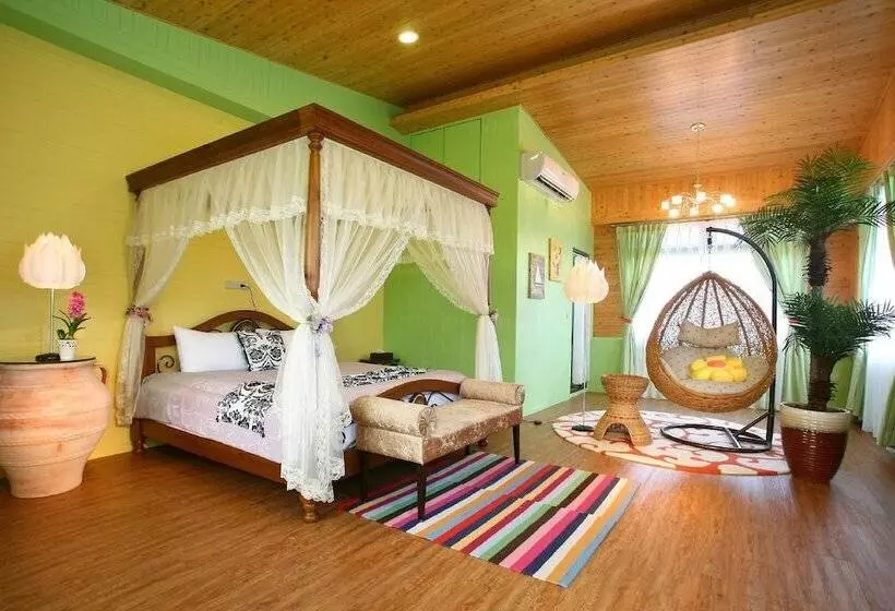 Deerstar Homestay B&b
