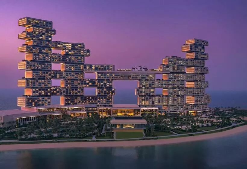 هتل Atlantis The Royal