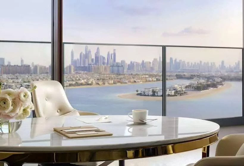 هتل Atlantis The Royal