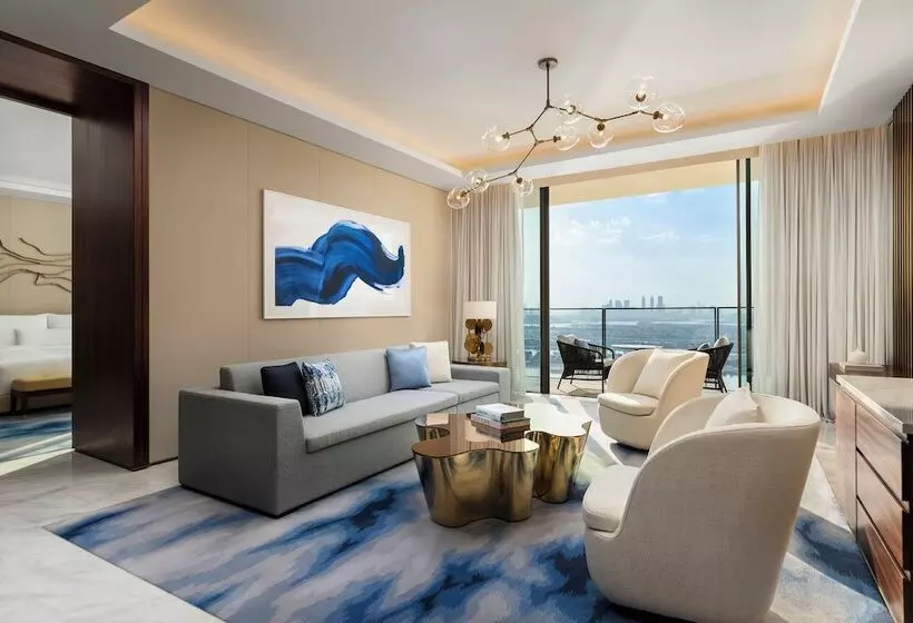 هتل Atlantis The Royal