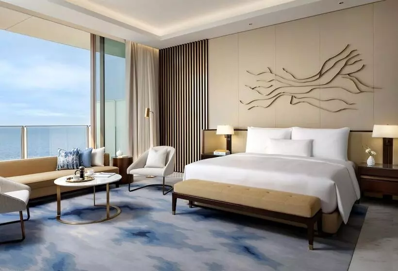 هتل Atlantis The Royal