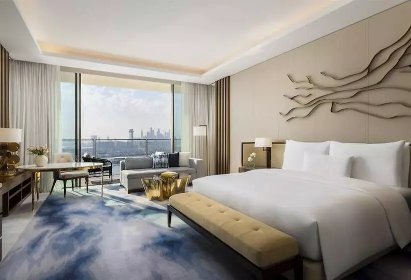 هتل Atlantis The Royal
