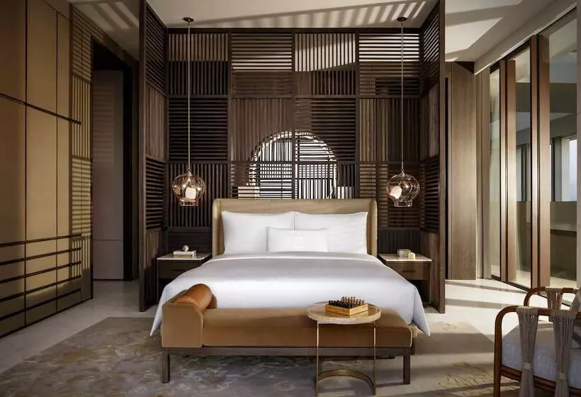 هتل Atlantis The Royal