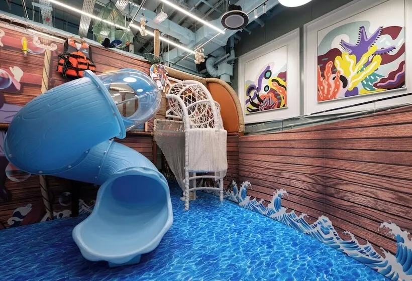 هتل Atlantis The Royal