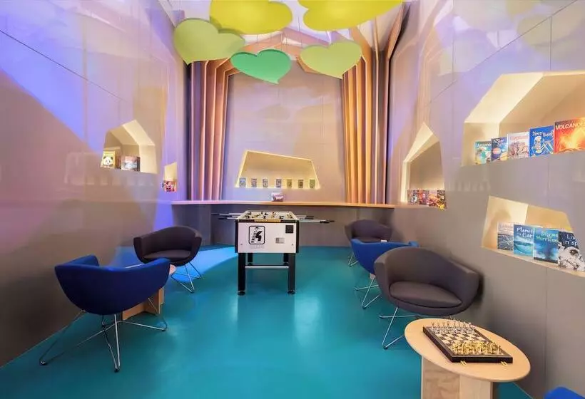 هتل Atlantis The Royal