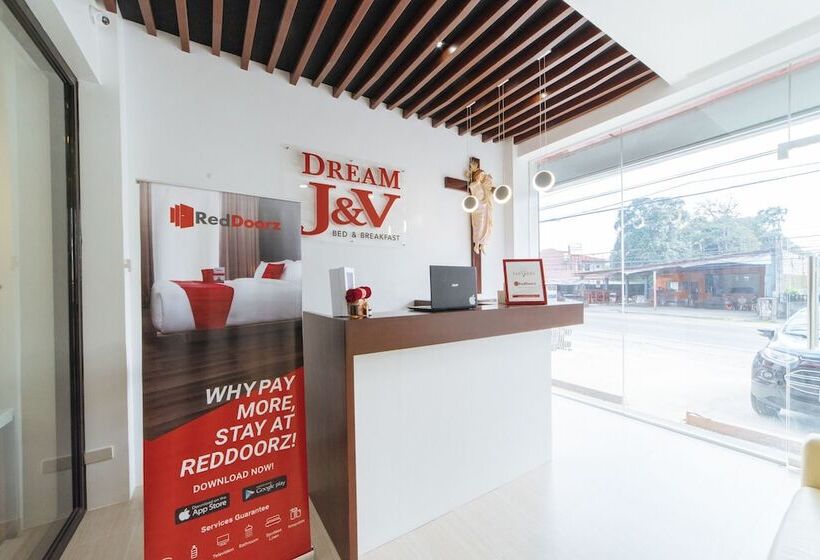 فندق Dream J&v By Reddoorz