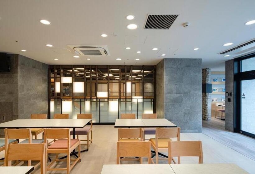 هتل Okinawa Hinode Resort And Hot Spring