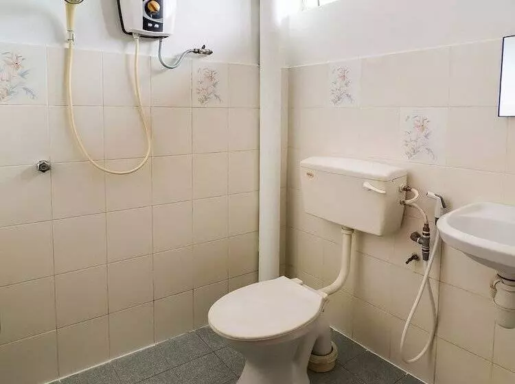 ホテル Sahara Kuala Kubu Bahru