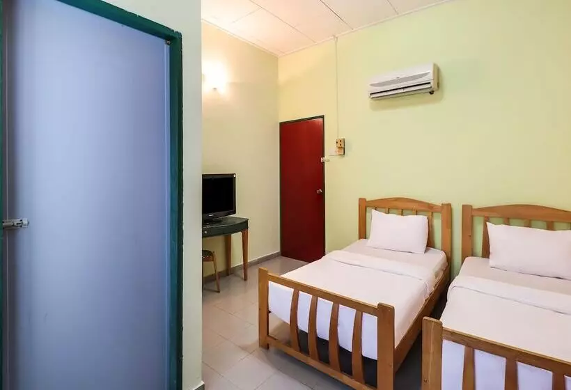 ホテル Sahara Kuala Kubu Bahru