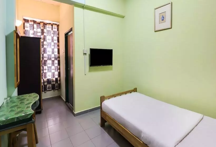 ホテル Sahara Kuala Kubu Bahru