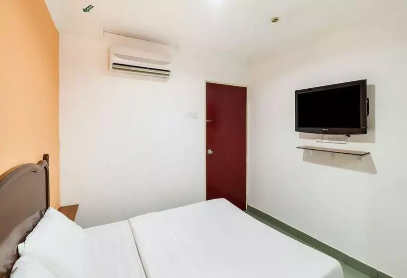 ホテル Sahara Kuala Kubu Bahru