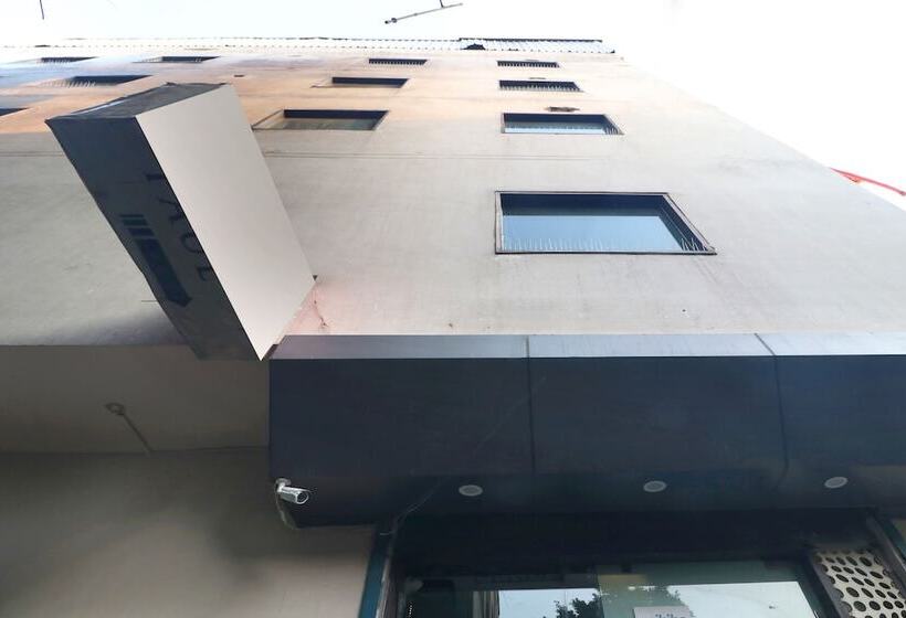 Oyo 19392 Hotel Lexis