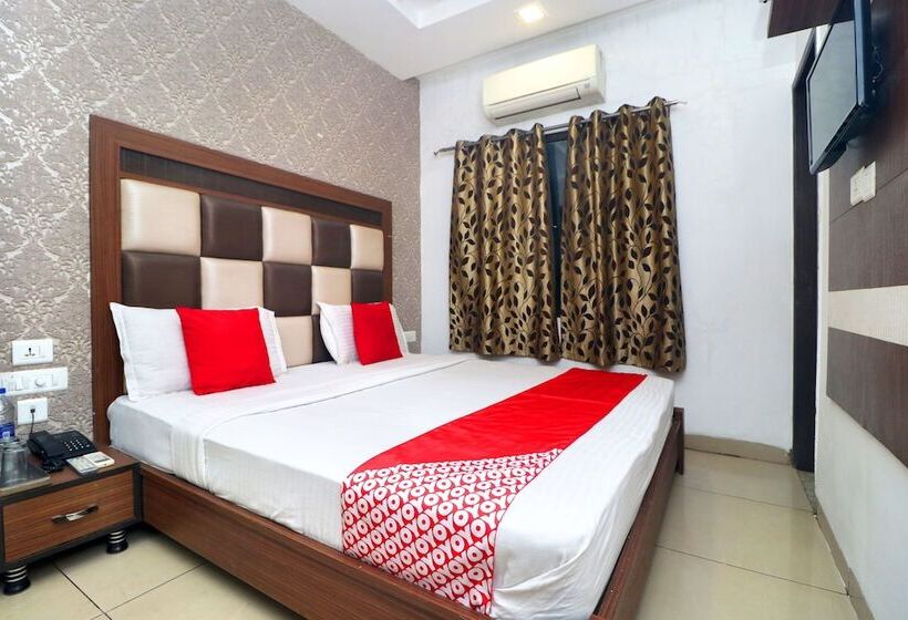 Oyo 19392 Hotel Lexis