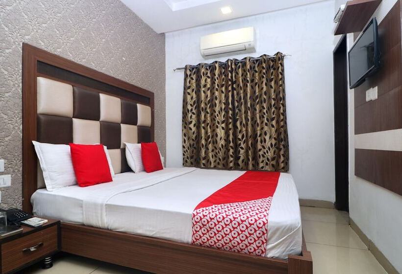 Oyo 19392 Hotel Lexis