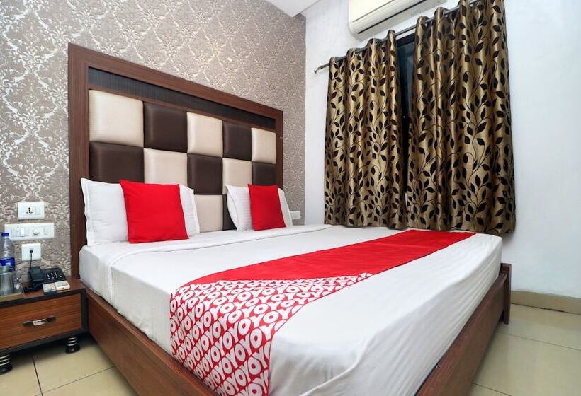 Oyo 19392 Hotel Lexis