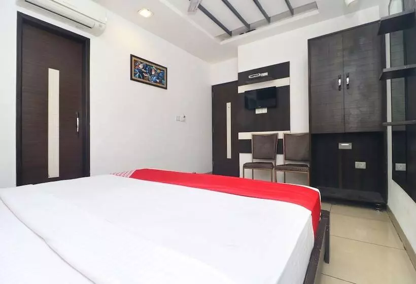 Oyo 19392 Hotel Lexis