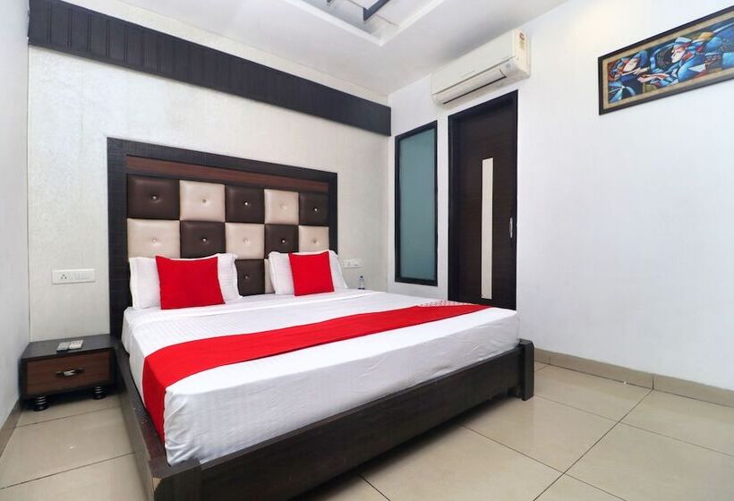 Oyo 19392 Hotel Lexis