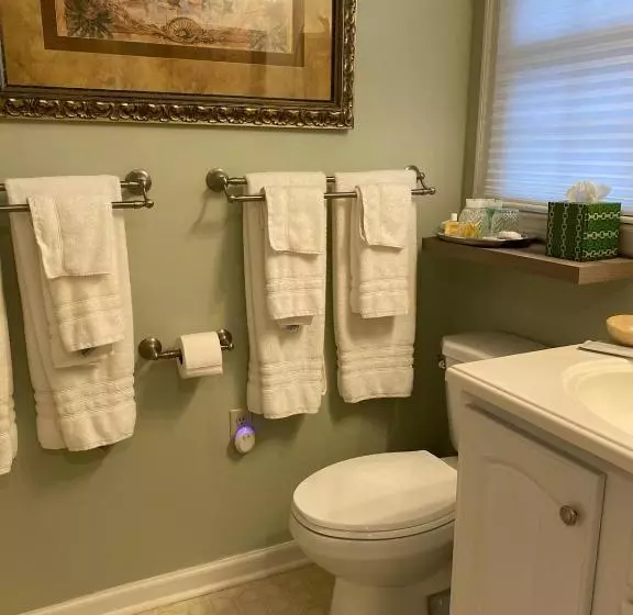 ベッドアンドブレックファースト The Birdnest Inn