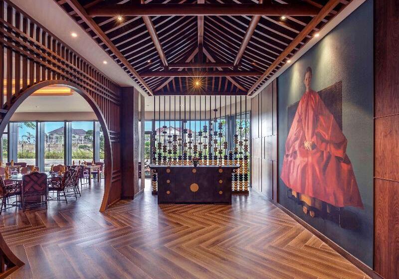 בית מלון כפרי Grand Mercure Malang